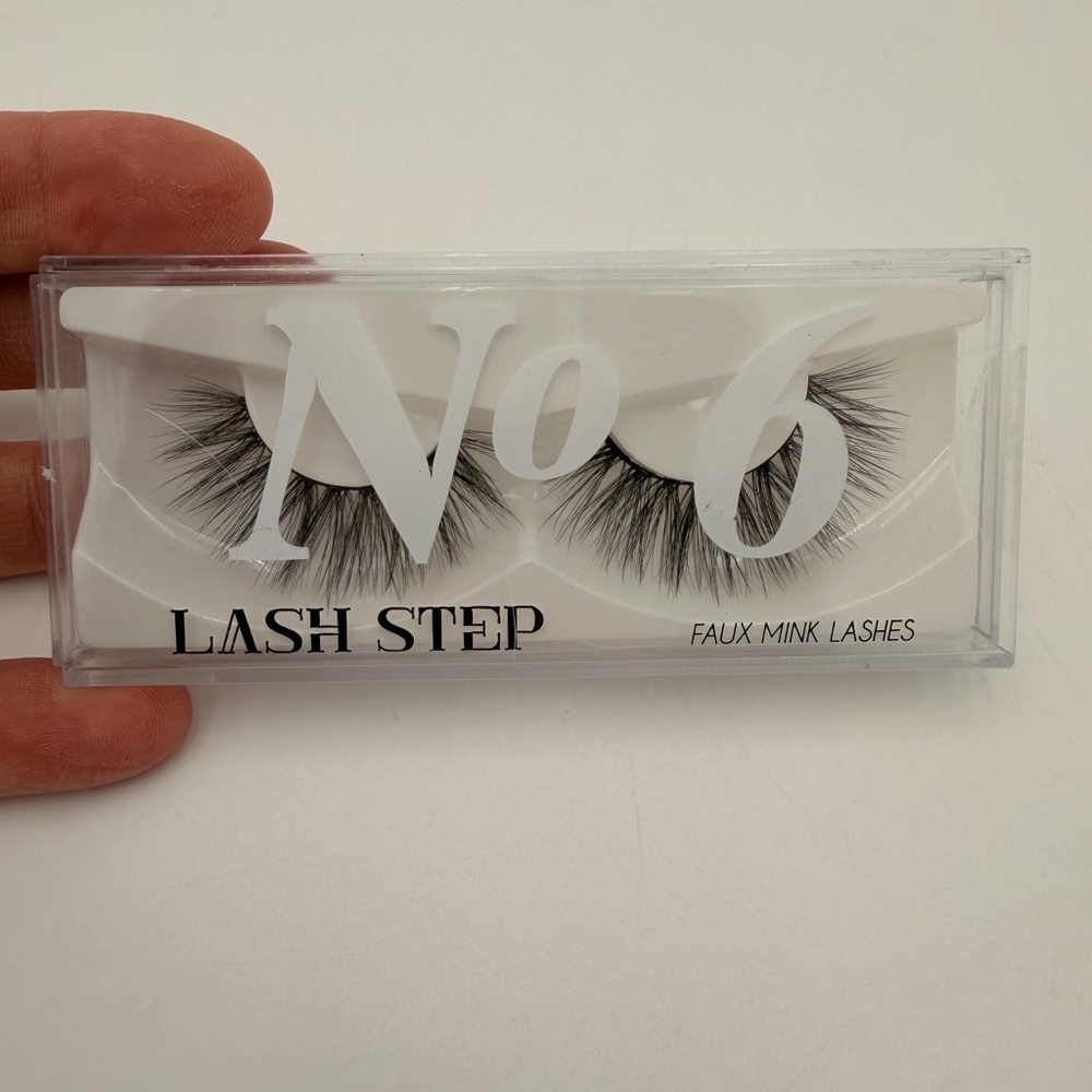 No. 6 Lash Step Faux Mink Lashes - Black